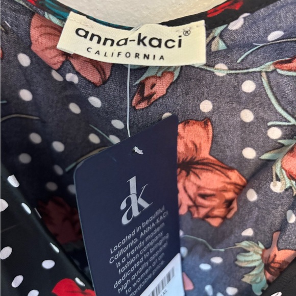 NWT Anna-Kaci Black & Red Bell Sleeves Rose Floral Print Faux Wrap Maxi Dress 4X - Picture 5 of 6